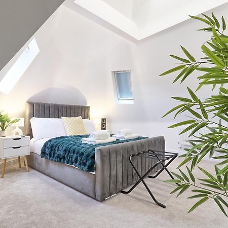 Writtle Massive 4 Bedroom Apartment With Parking In Gorgeous Countryside Location & Short Drive To Chelmsford City Centre Contractors Welcome Экстерьер фото