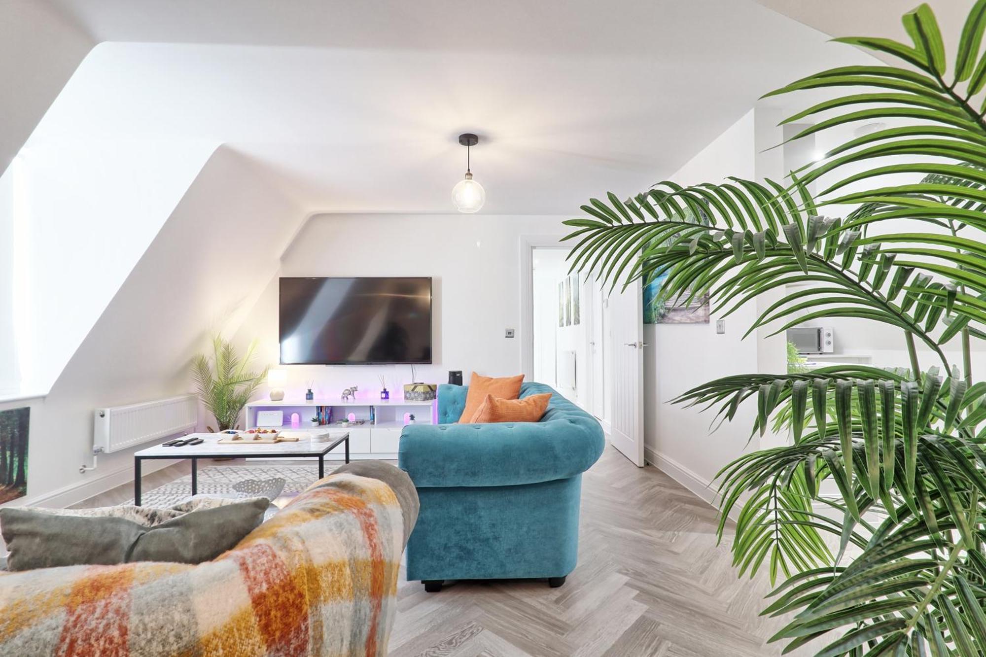 Writtle Massive 4 Bedroom Apartment With Parking In Gorgeous Countryside Location & Short Drive To Chelmsford City Centre Contractors Welcome Экстерьер фото