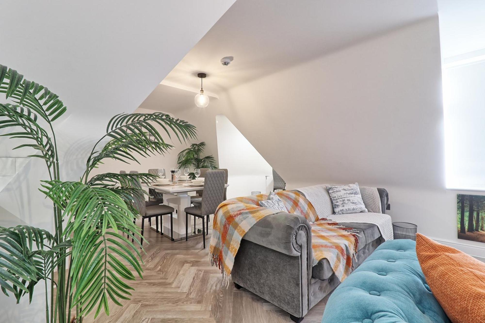 Writtle Massive 4 Bedroom Apartment With Parking In Gorgeous Countryside Location & Short Drive To Chelmsford City Centre Contractors Welcome Экстерьер фото