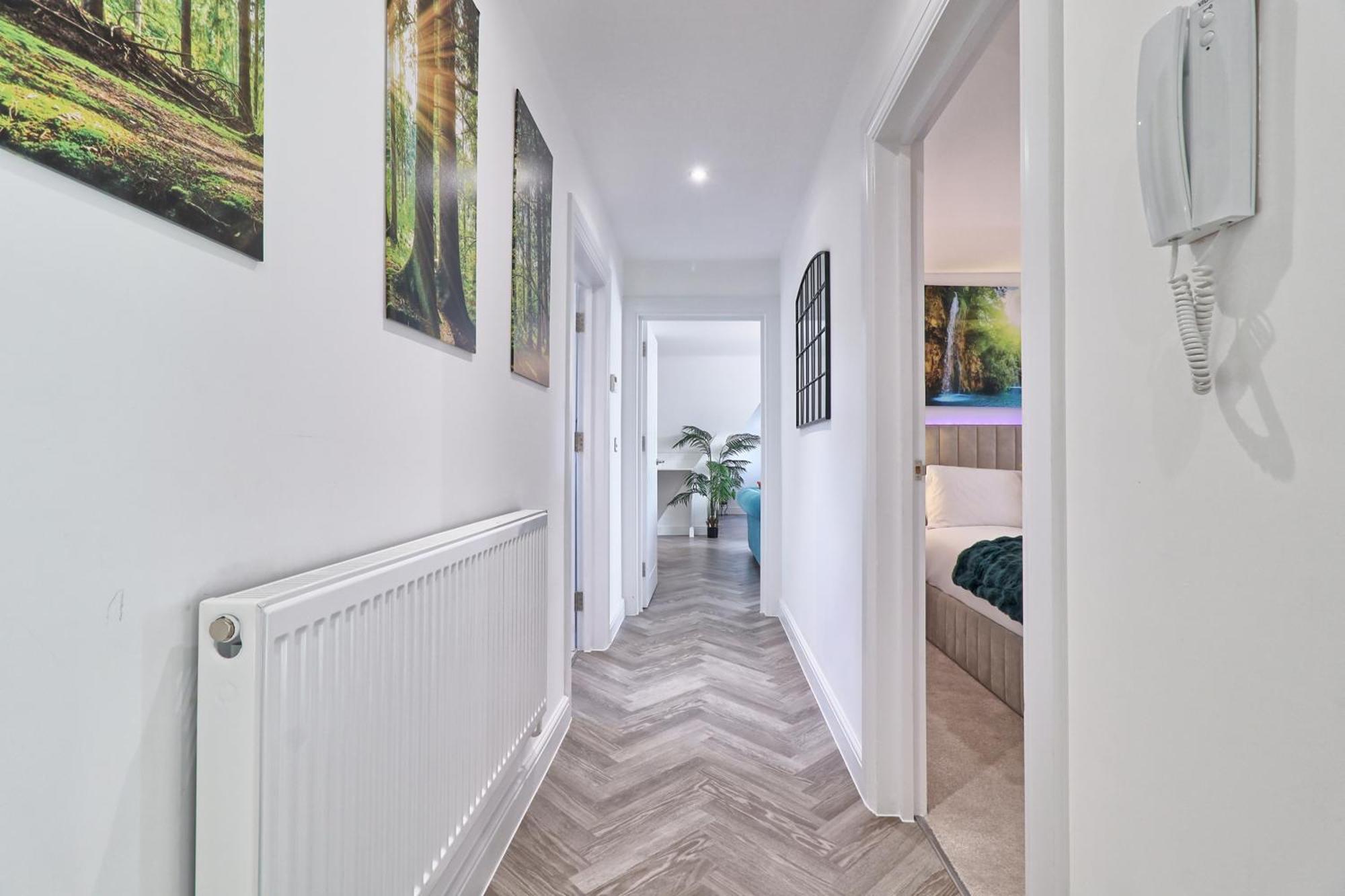 Writtle Massive 4 Bedroom Apartment With Parking In Gorgeous Countryside Location & Short Drive To Chelmsford City Centre Contractors Welcome Экстерьер фото